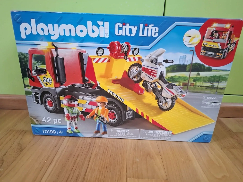 Playmobil City Life Abschleppwagen