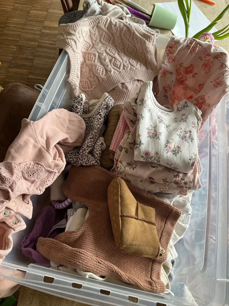 Babybekleidung