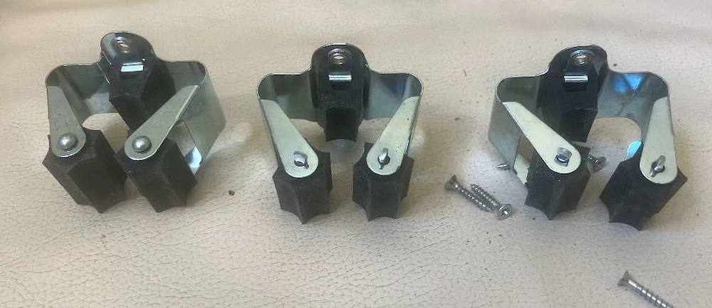 3 Beschläge für Besenstiel Aufhängung 