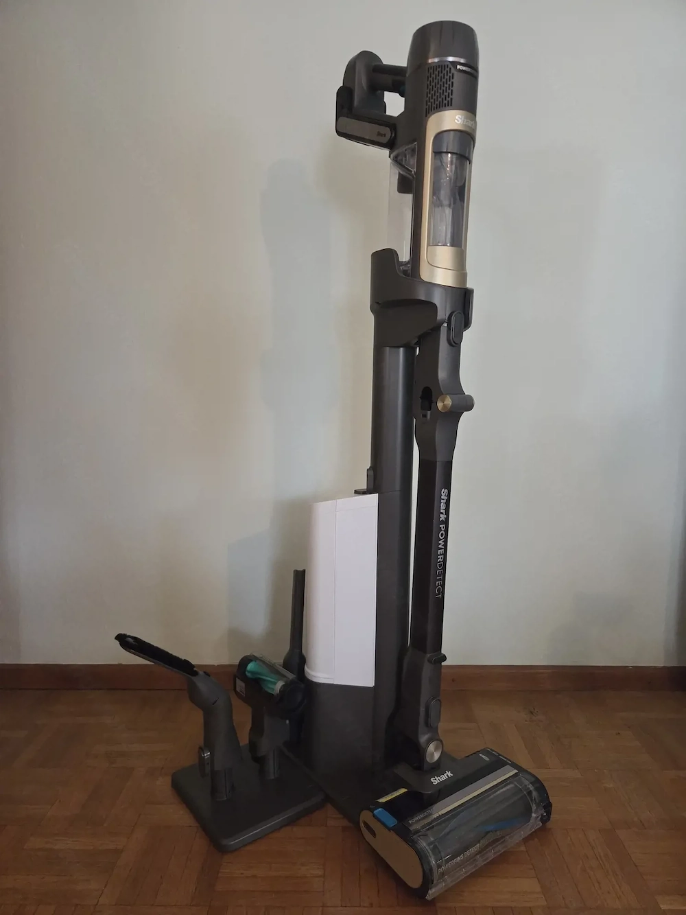 Shark Akku-Staubsauger