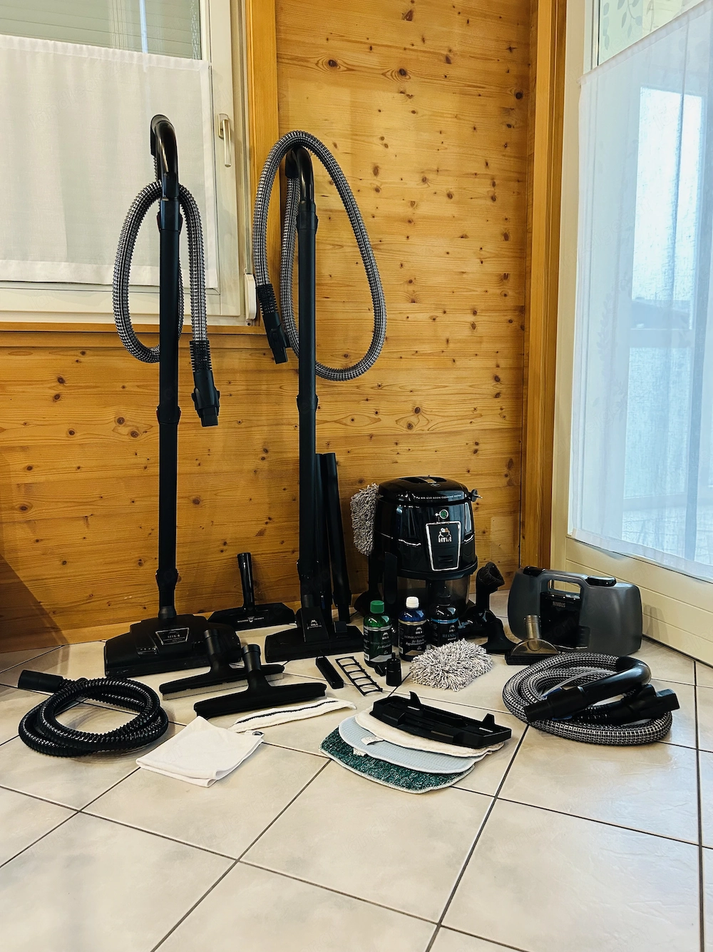 Hyla EST DEFENDER Luft- und Raumreinigungsgerät