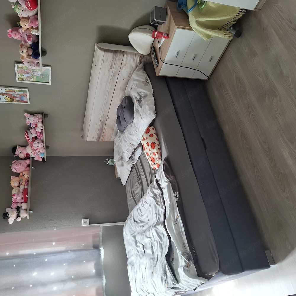 Bett 1.40 2.00mit Bettzeugraum