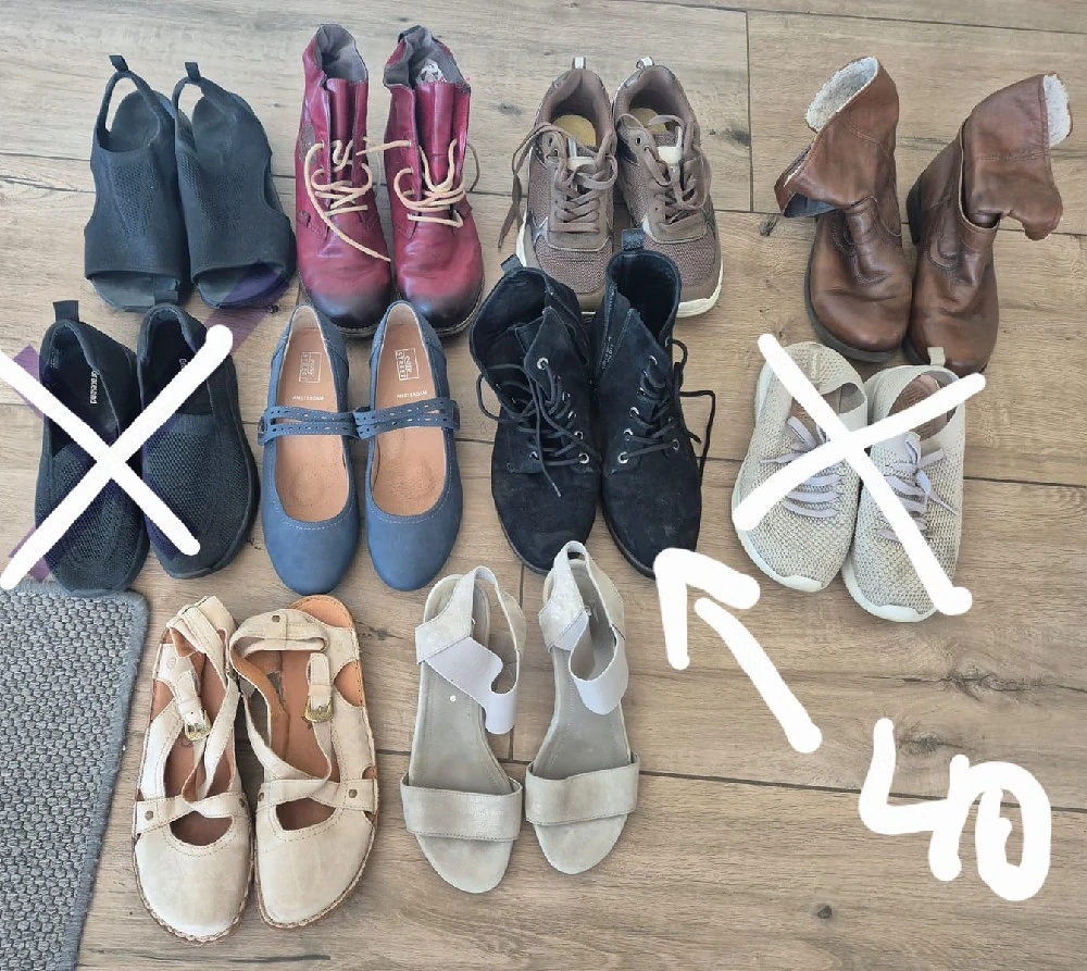 Zu Verschenken - Schuhe, Div., Gr. 39