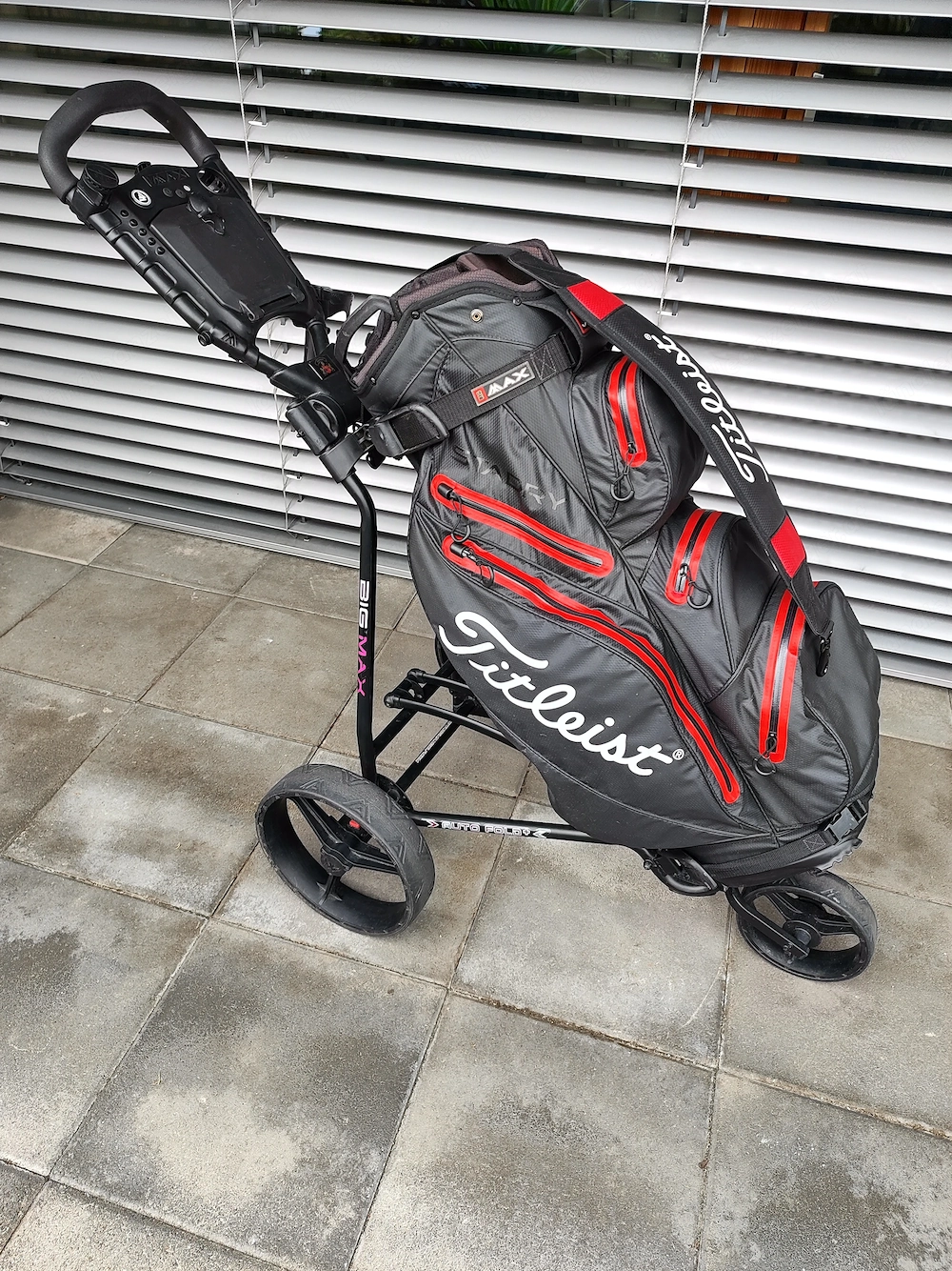 Golfbag Titelist mit Max Wagen