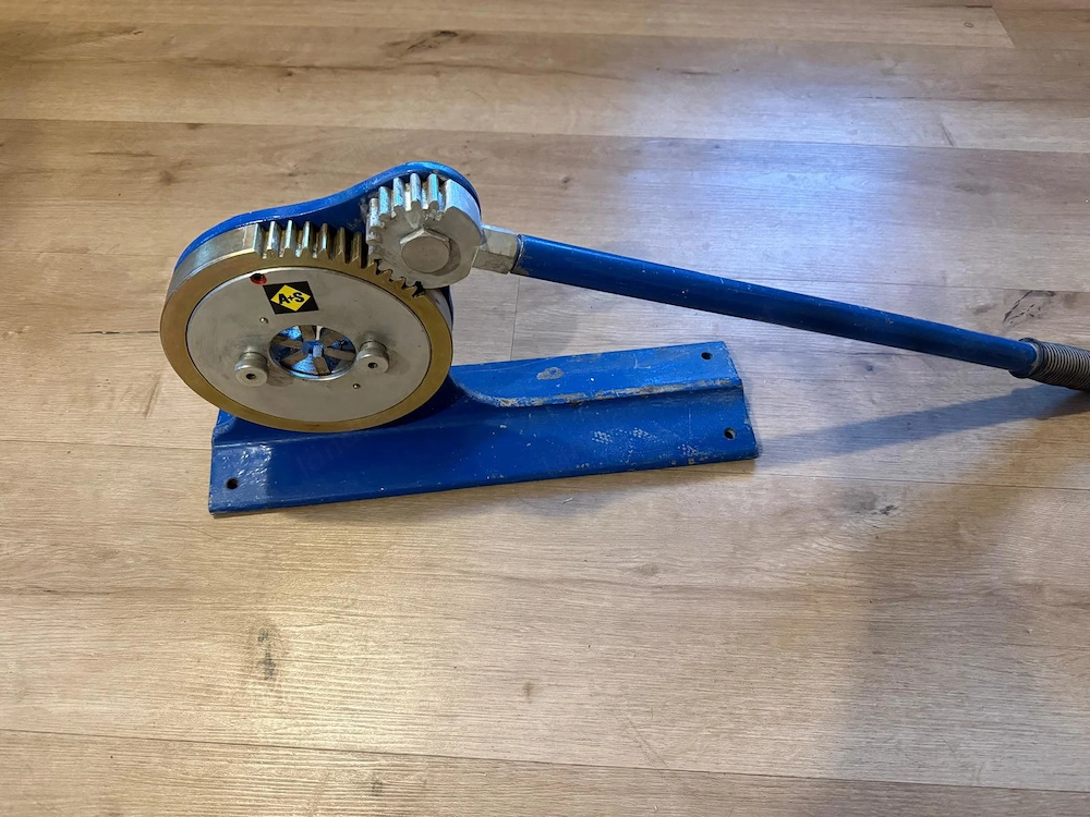 A+S MAXI Niederdruck-Schlauchpresse