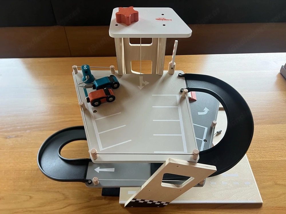 Spielzeuggarage