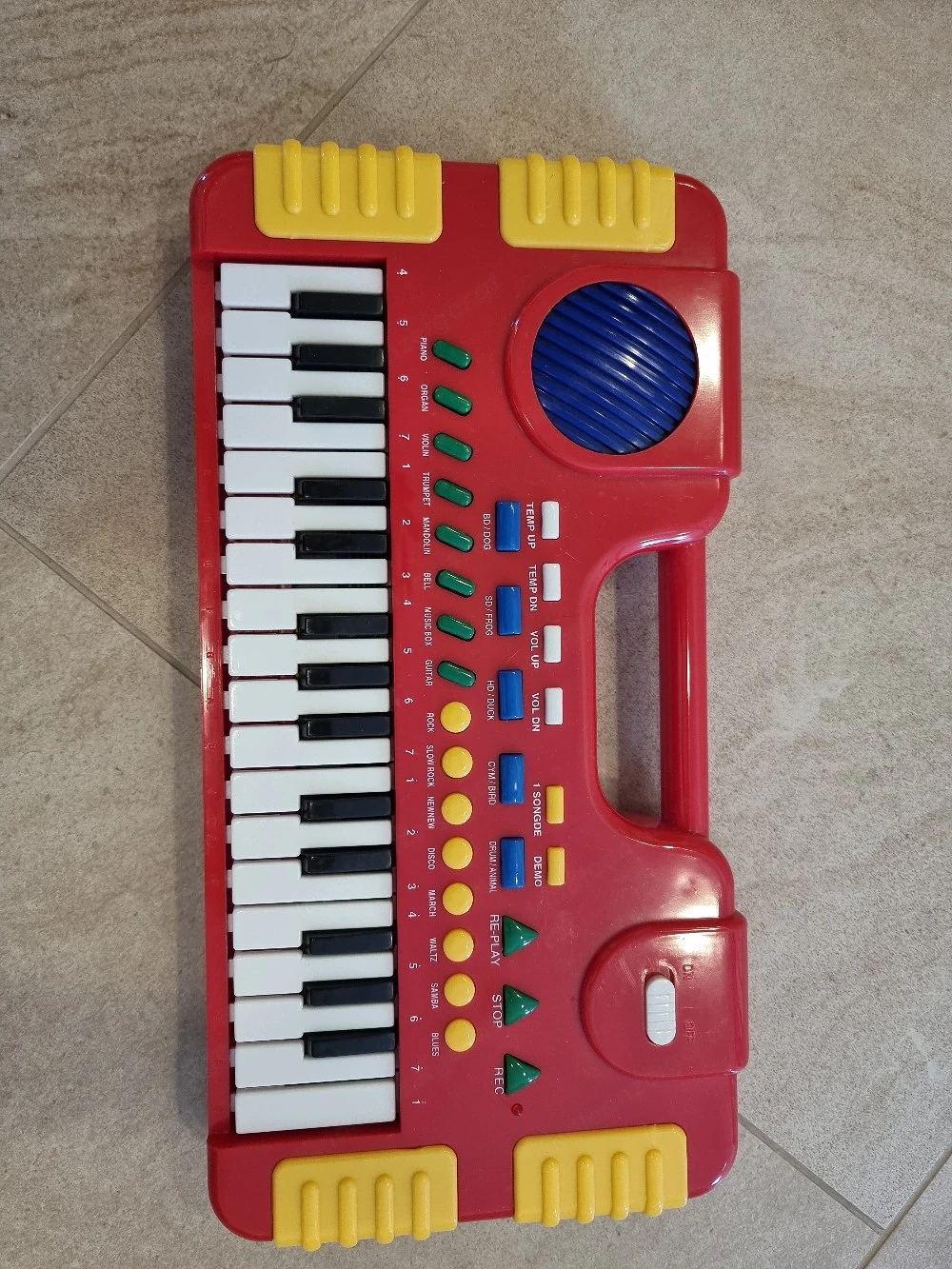 Kinderklavier Spielzeug