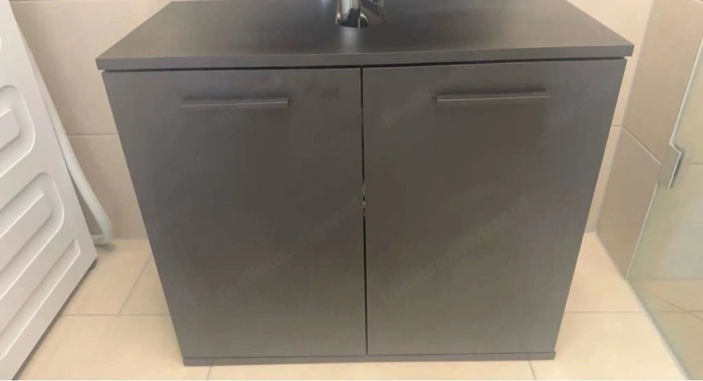 Bad WC unterschrank