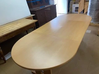 Hochwertiger Stuben- und Esstisch aus Buchenvollholz   Beste Tischlerarbeit