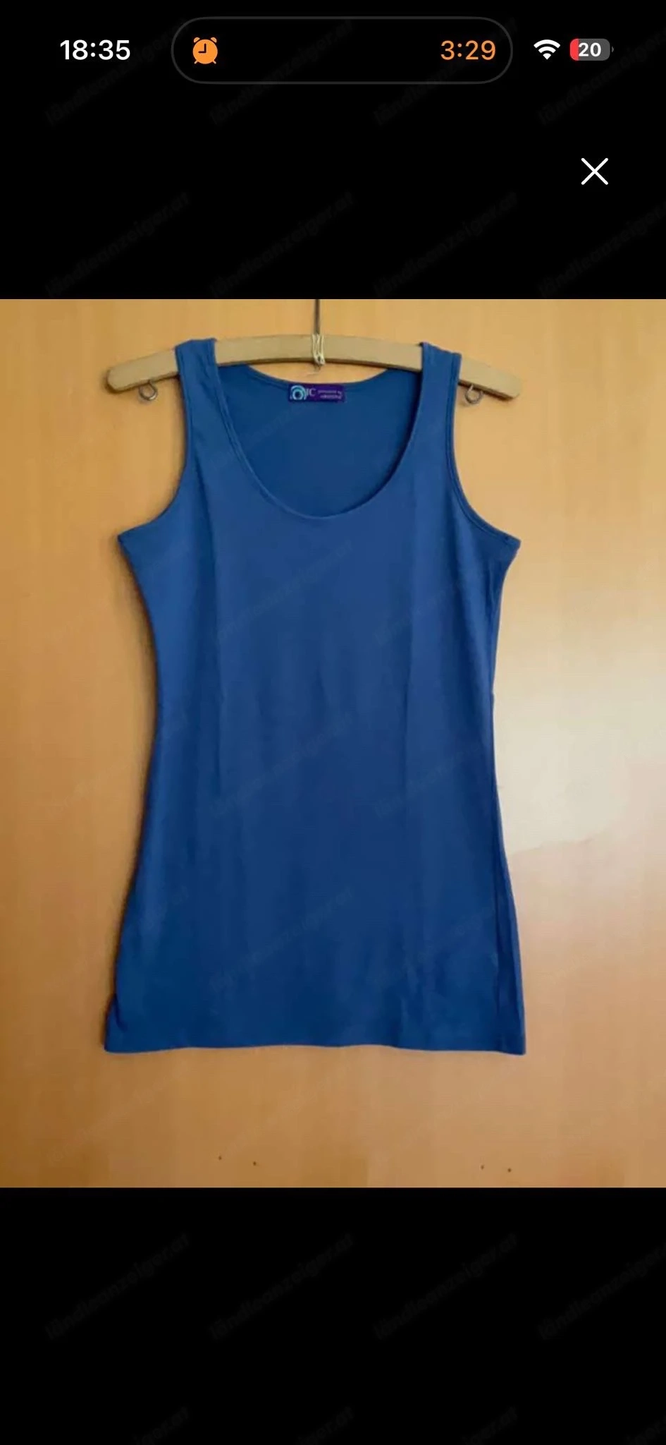 Blaues Basic Top