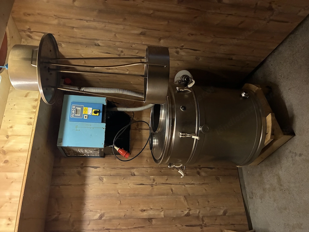 Milchtank 300 l mit Kühlung