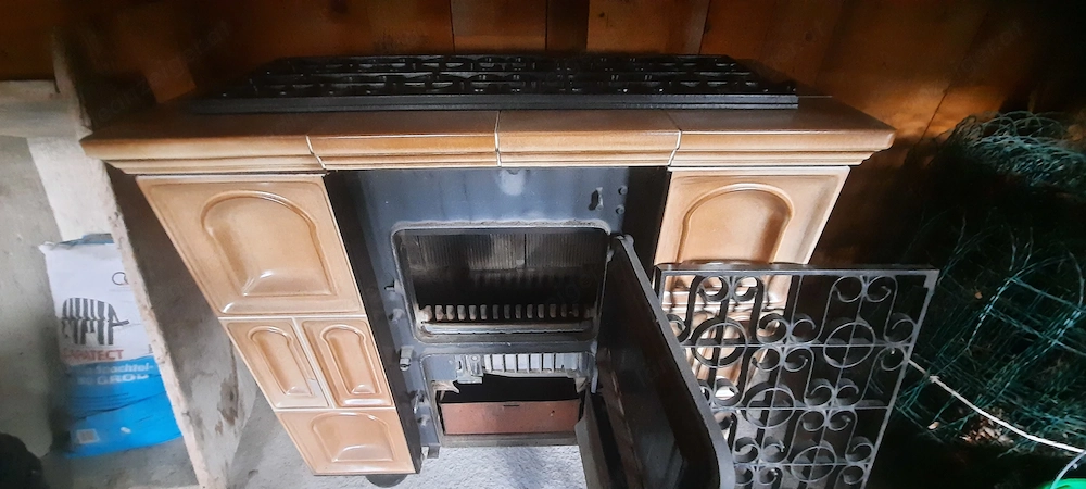 Holzofen in gutem Zustand