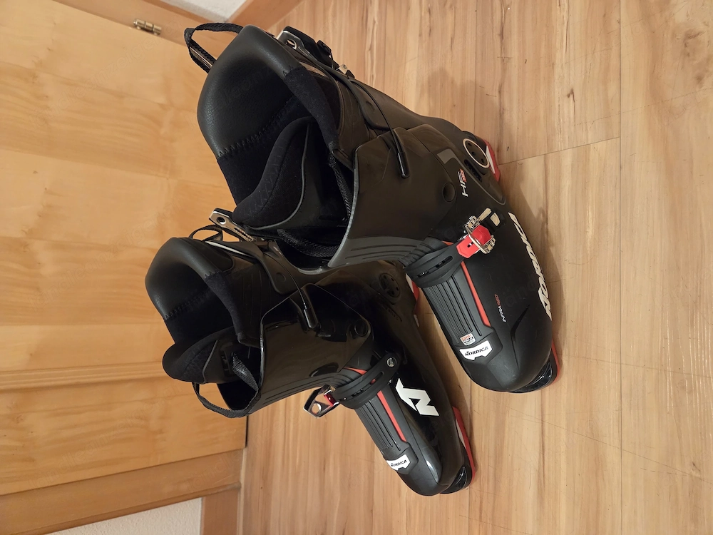 Nordica HF 110 Skischuhe Schischuhe 28.5