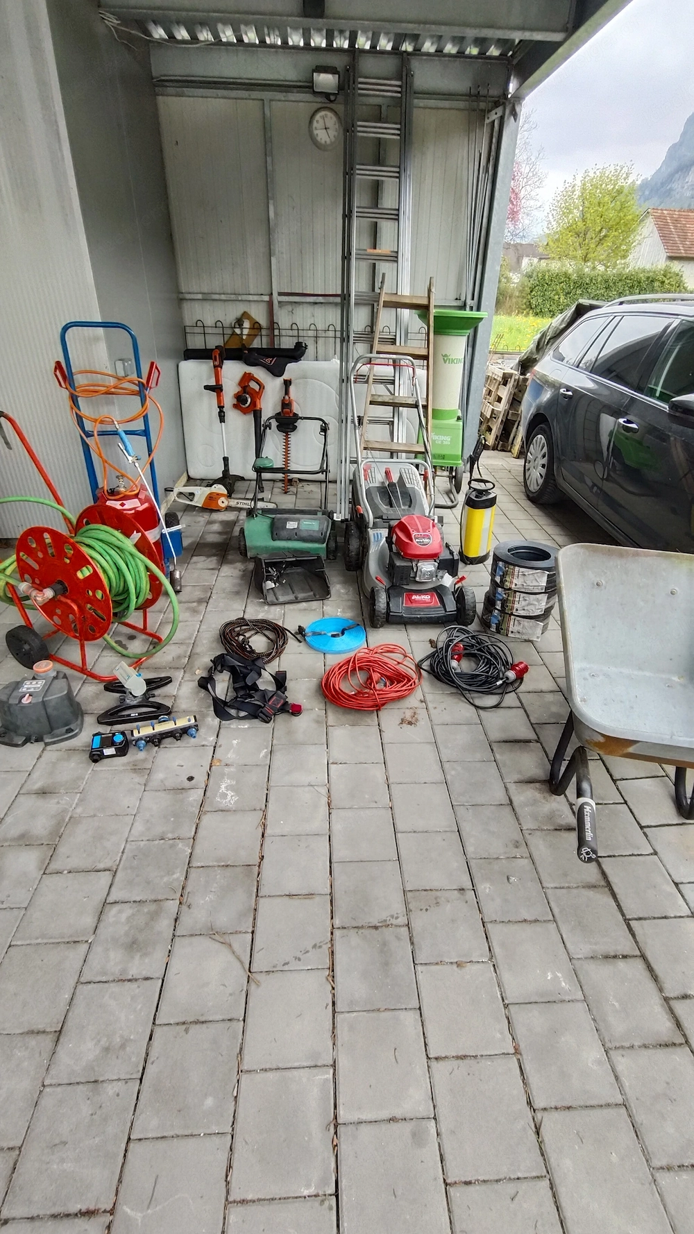 Haushaltsauflösung div. Geräte und Möbelstücke