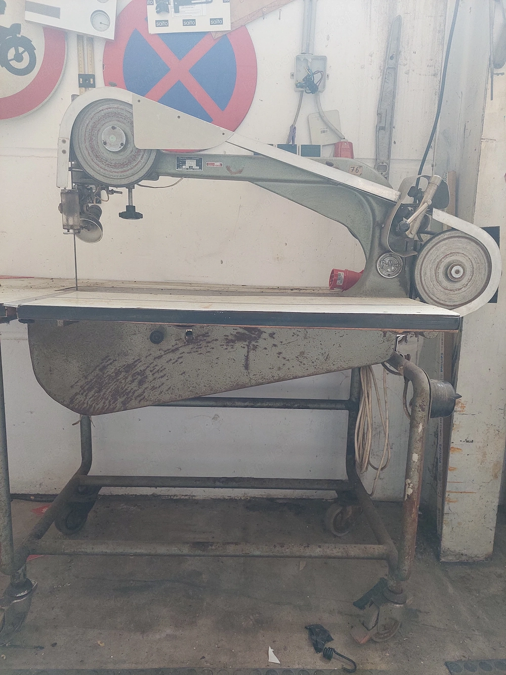 Bandsäge für Stoffe - Leder - holzplaten - Karton 