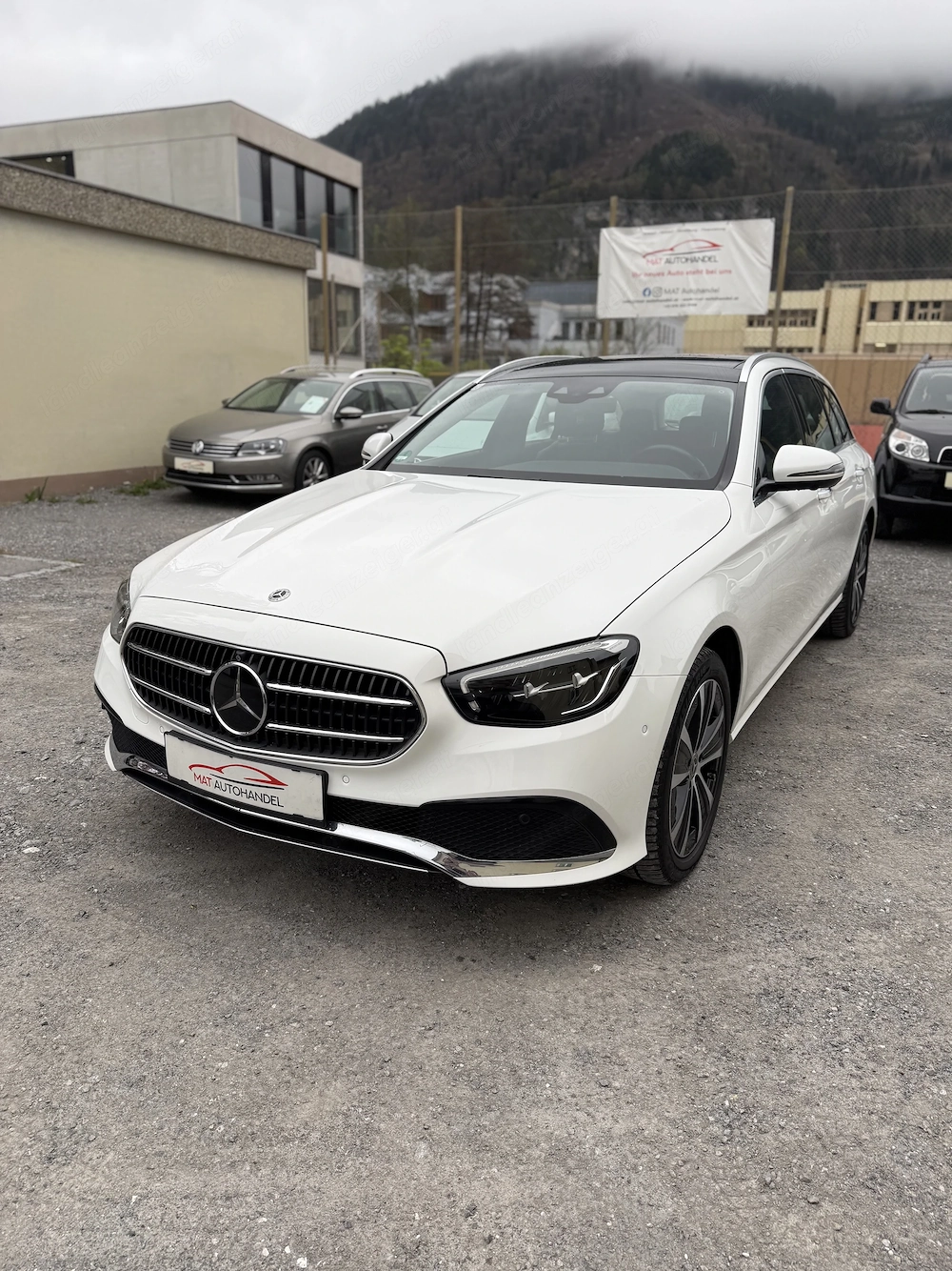 Mercedes-Benz E 300 de PHEV T-Modell 4MATIC Automatik ACC, LED, Spurhalte, Pano