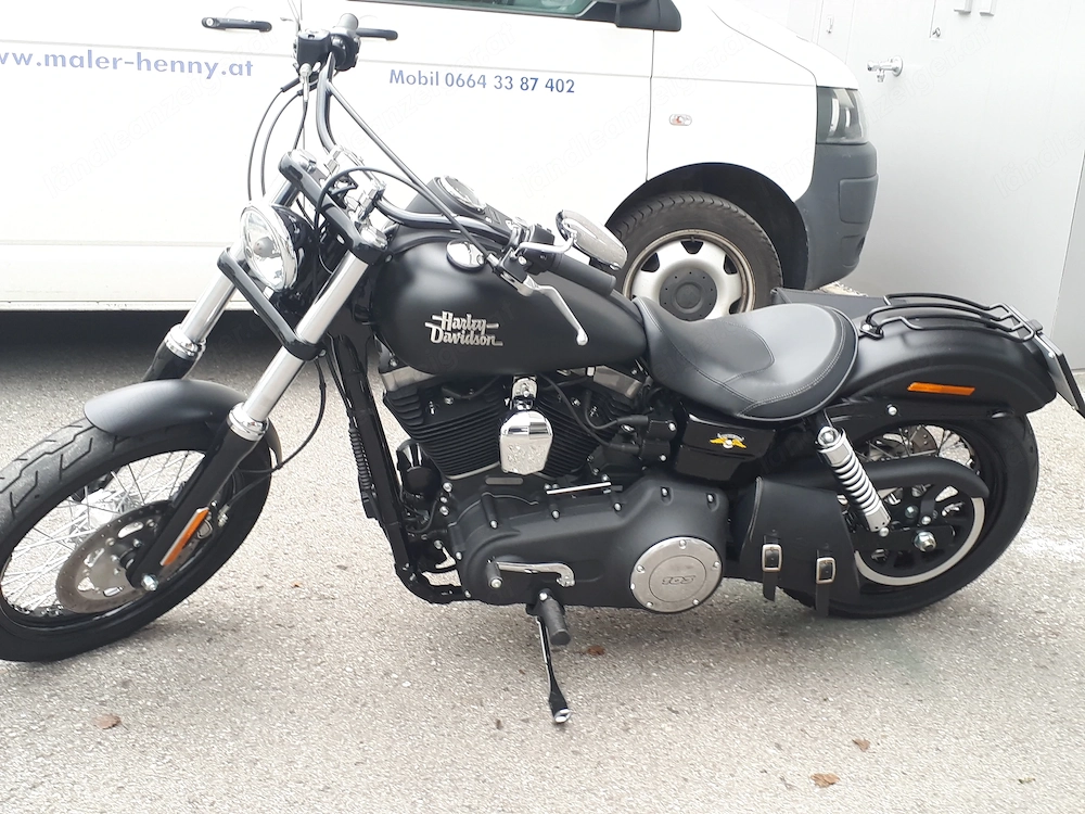 Motorrad Street Bob 2014   30000 km Service gepflegt 