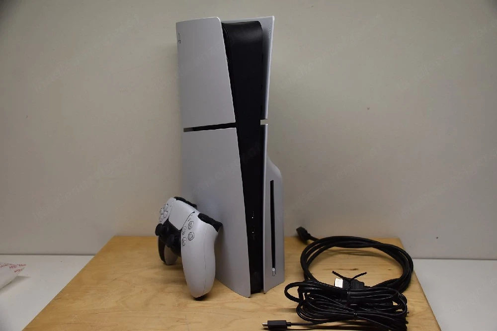 Sony PS5 Slim Disc Edition 1TB Spielekonsole mit Laufwerk und Garantie verläng.