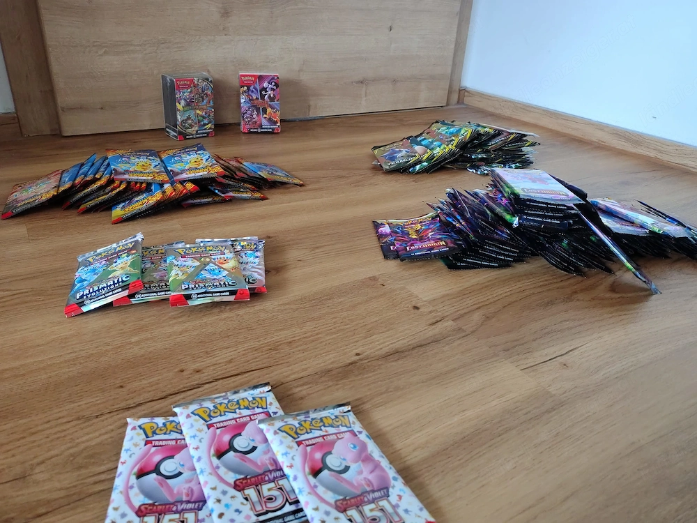 Pokémon Booster Set   145+ Packs