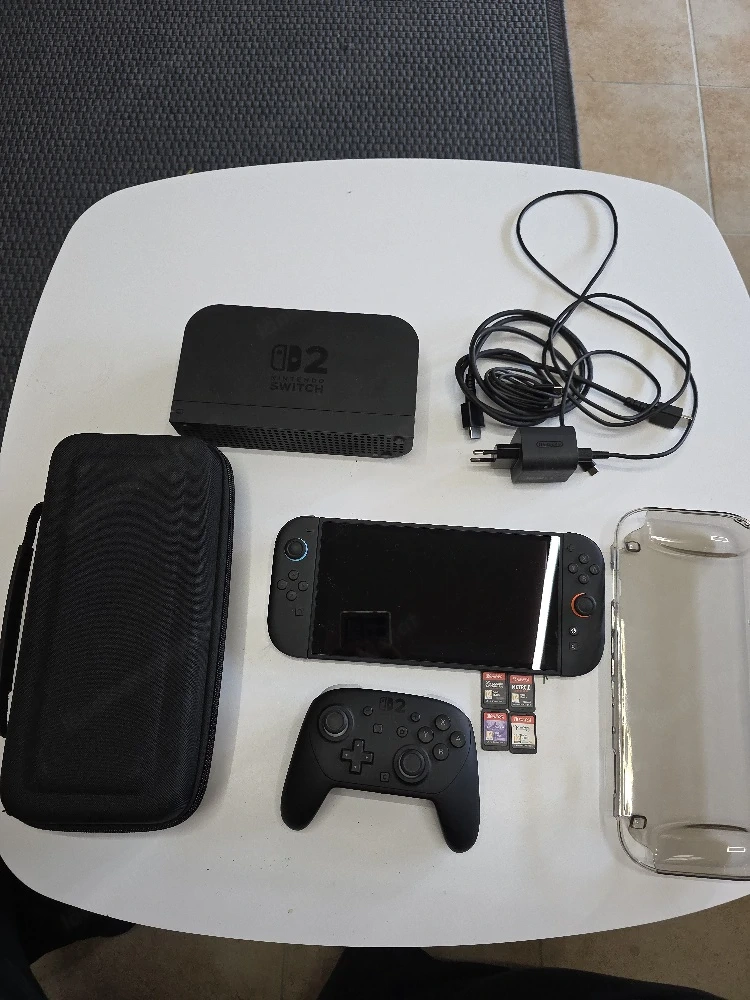 Nintendo Switch 2 + Zubehör + Spiele.