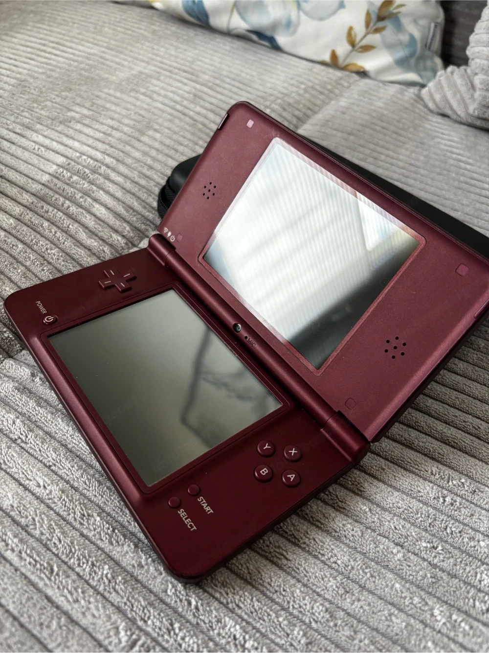 Nintendo DS XL