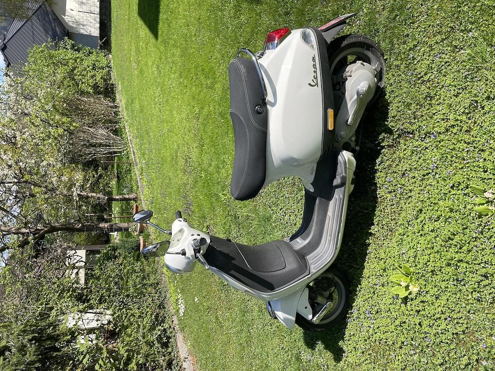 Vespa LX 50 weiß
