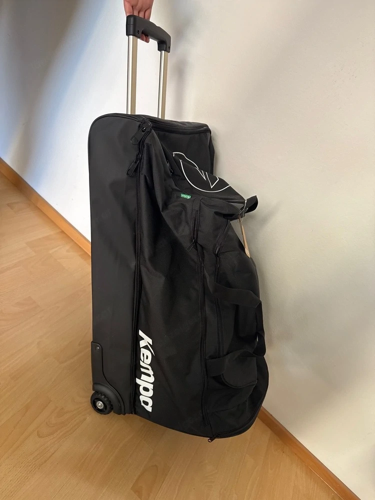 Kempa Sporttasche neu 