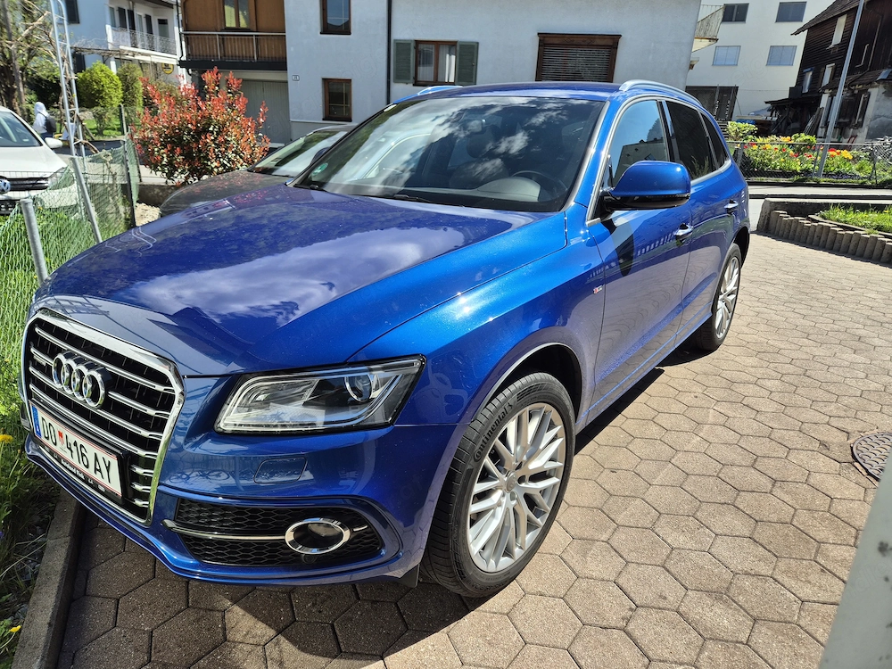 AUDI Q5 quattro