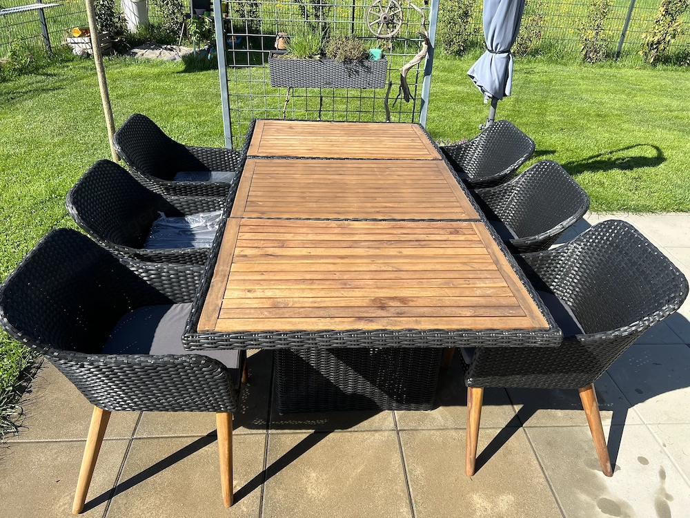 Vida XL Gartentisch mit Stühlen und Auflagen 