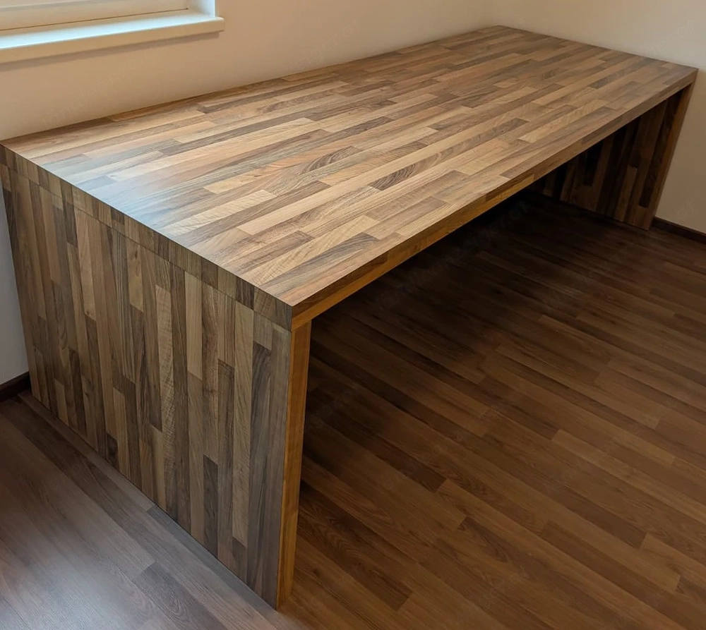 Schreibtisch 250x95cm