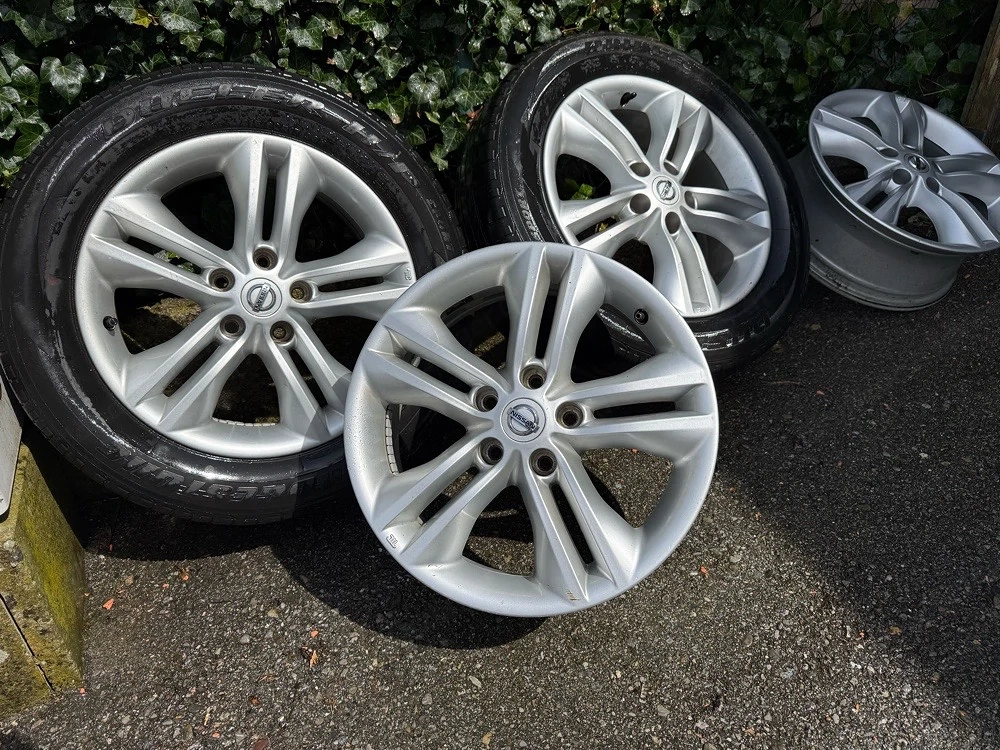 Nissan Orginal Felgen 17 Zoll ET 40