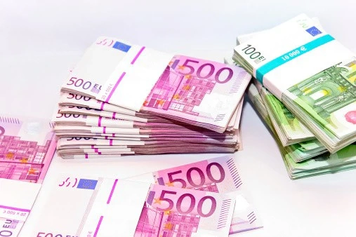 Kredite: Landwirtschaft, Industrie, Immobilien von 10.000   bis 900.000.000    