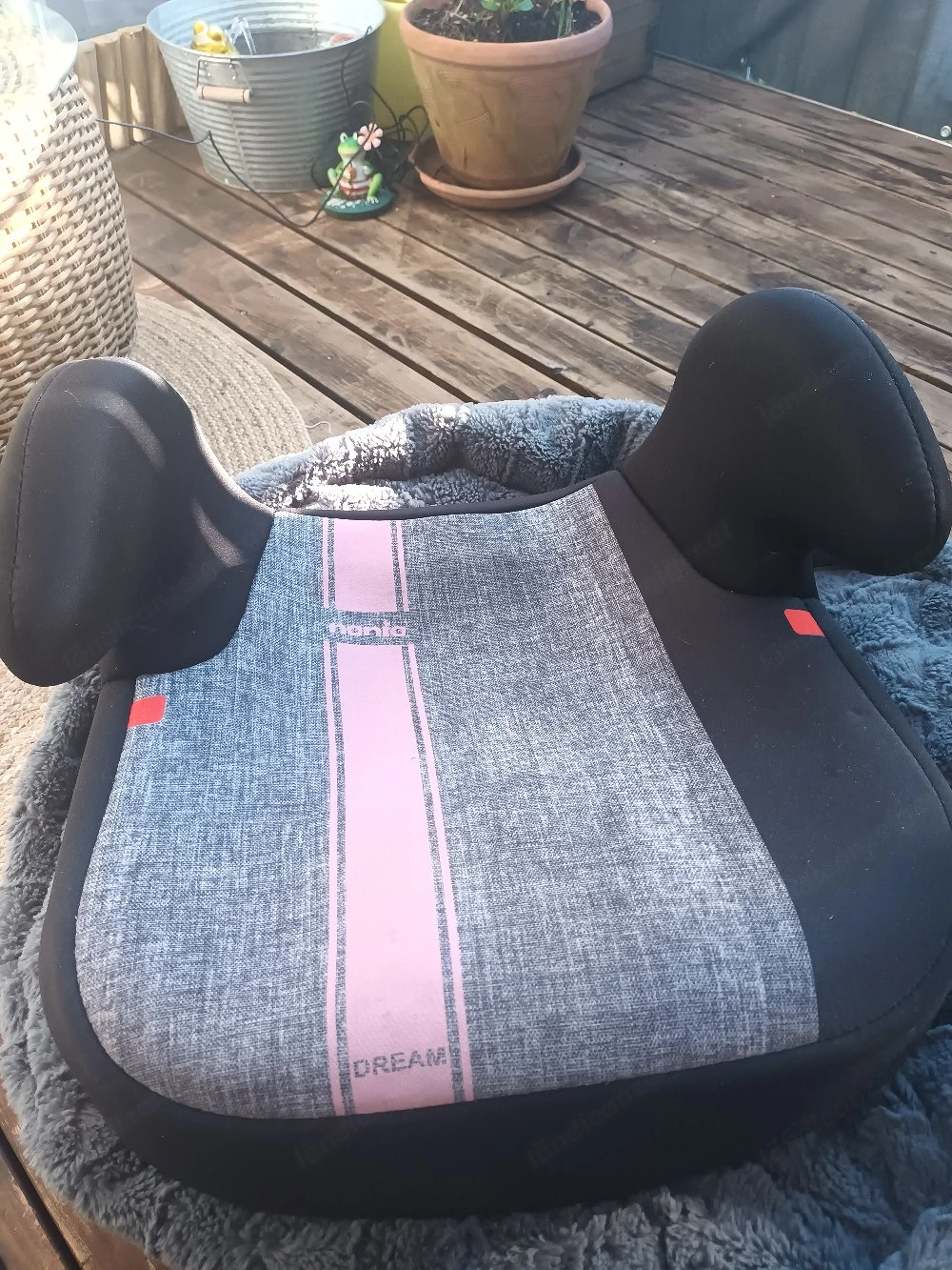 Sitzerhöhung für Auto