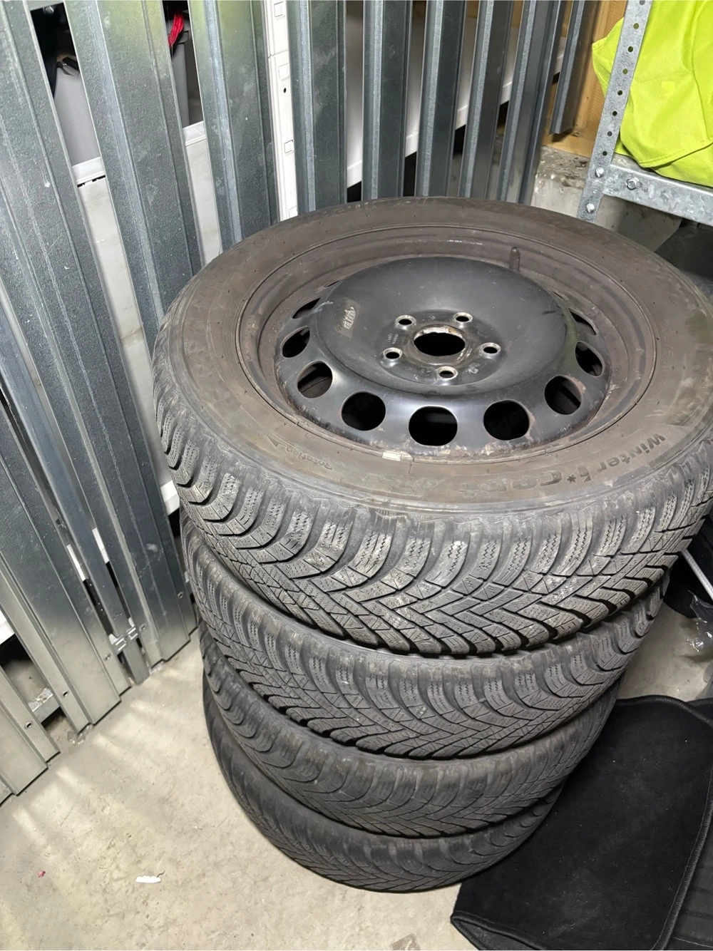 Hankook Reifen auf Stahlfelgen - 4mm Profil