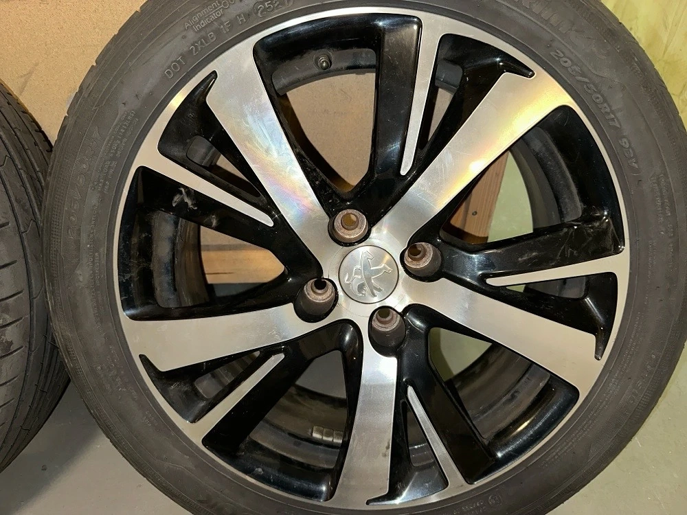 Alufelgen 17 Zoll mit Sommerreifen 205 55 R17