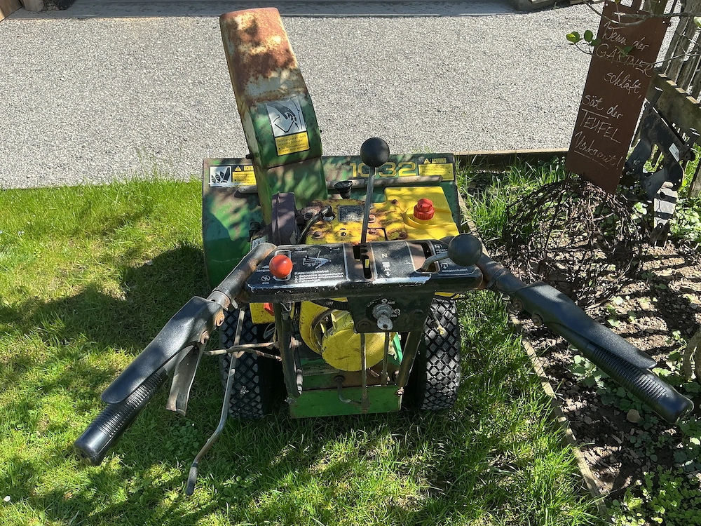 Verkaufe Schneefräse 