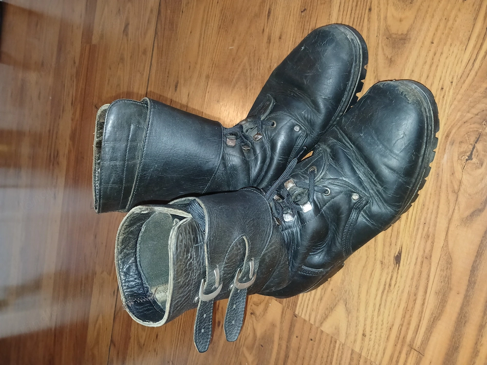 Springerstiefel Größe 43