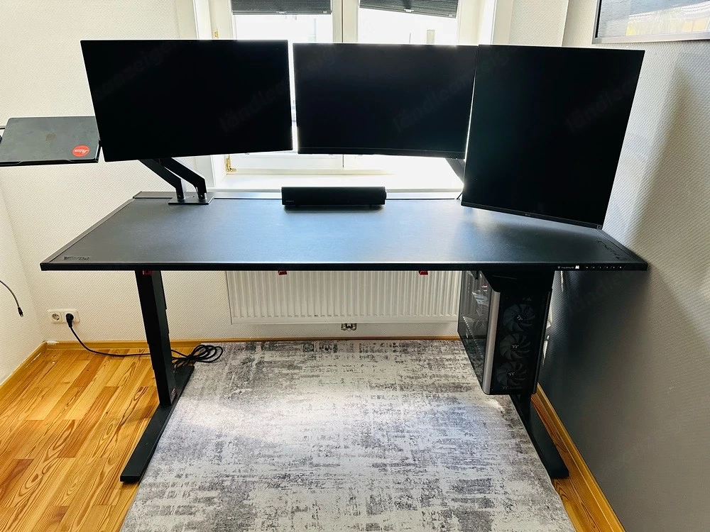 Secretlab MAGNUS Pro XL inkl. umfangreichem Original-Zubehör - Top Zustand