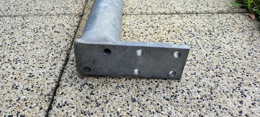 Rohrpfosten aus Stahl, Abstützung