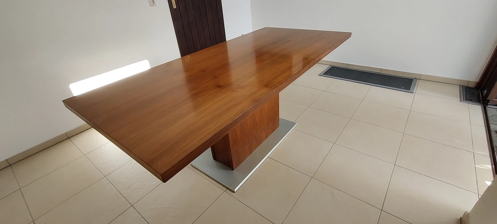 Esszimmertisch günstig zu verkaufen 