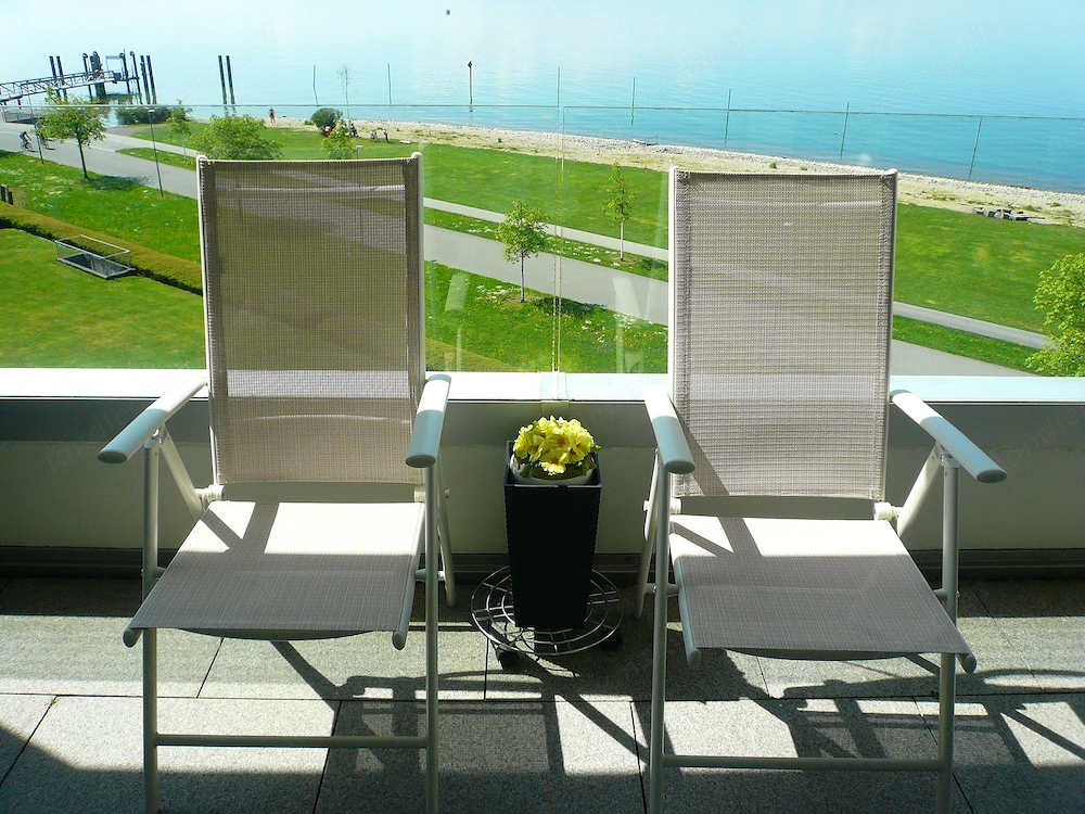 Brandneues Gartenstuhl-2er-Set  Weiß * Klassisches Design * Inkl. Rechnung!