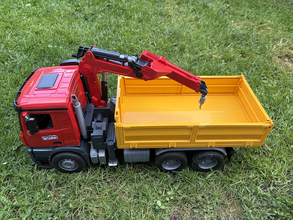 Bruder Fahrzeug 