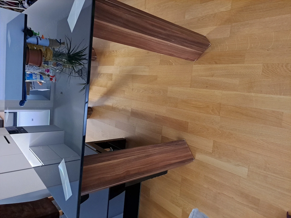 Esstisch aus glas 