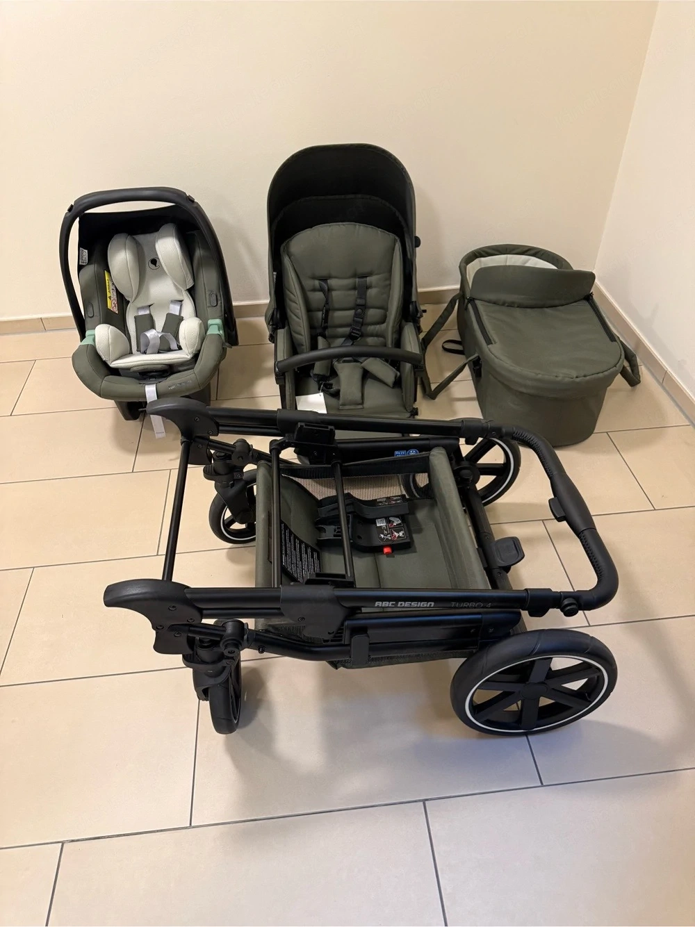 ABC Design Turbo 4 Set + Babyschale & Isofix   wie neu!