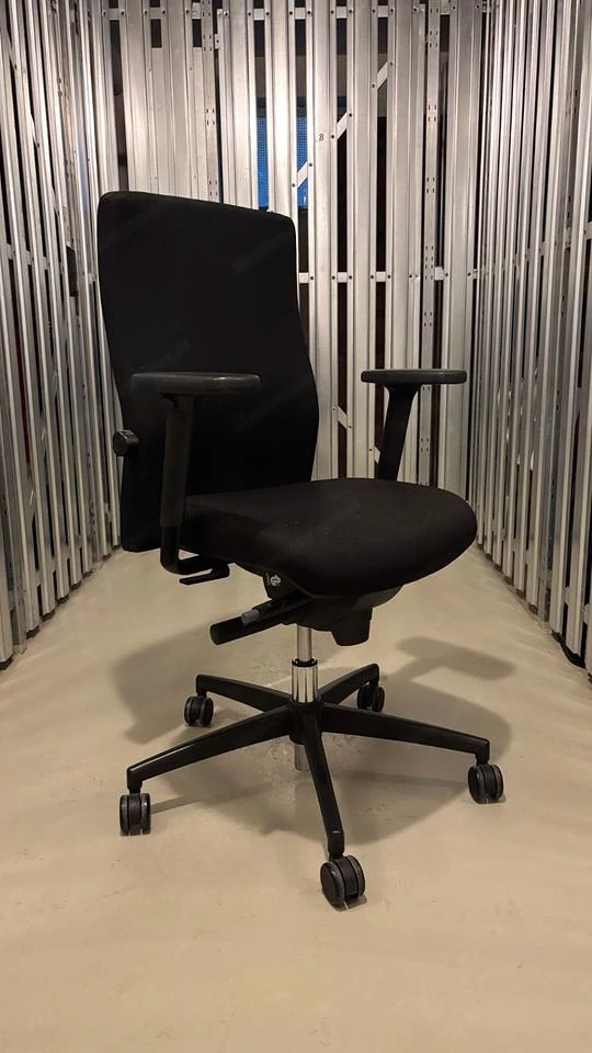 Hochwertiger Bürostuhl Sim.o by Trendoffice