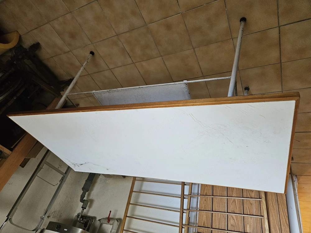 Niedriger Gartentisch 70er Jahre