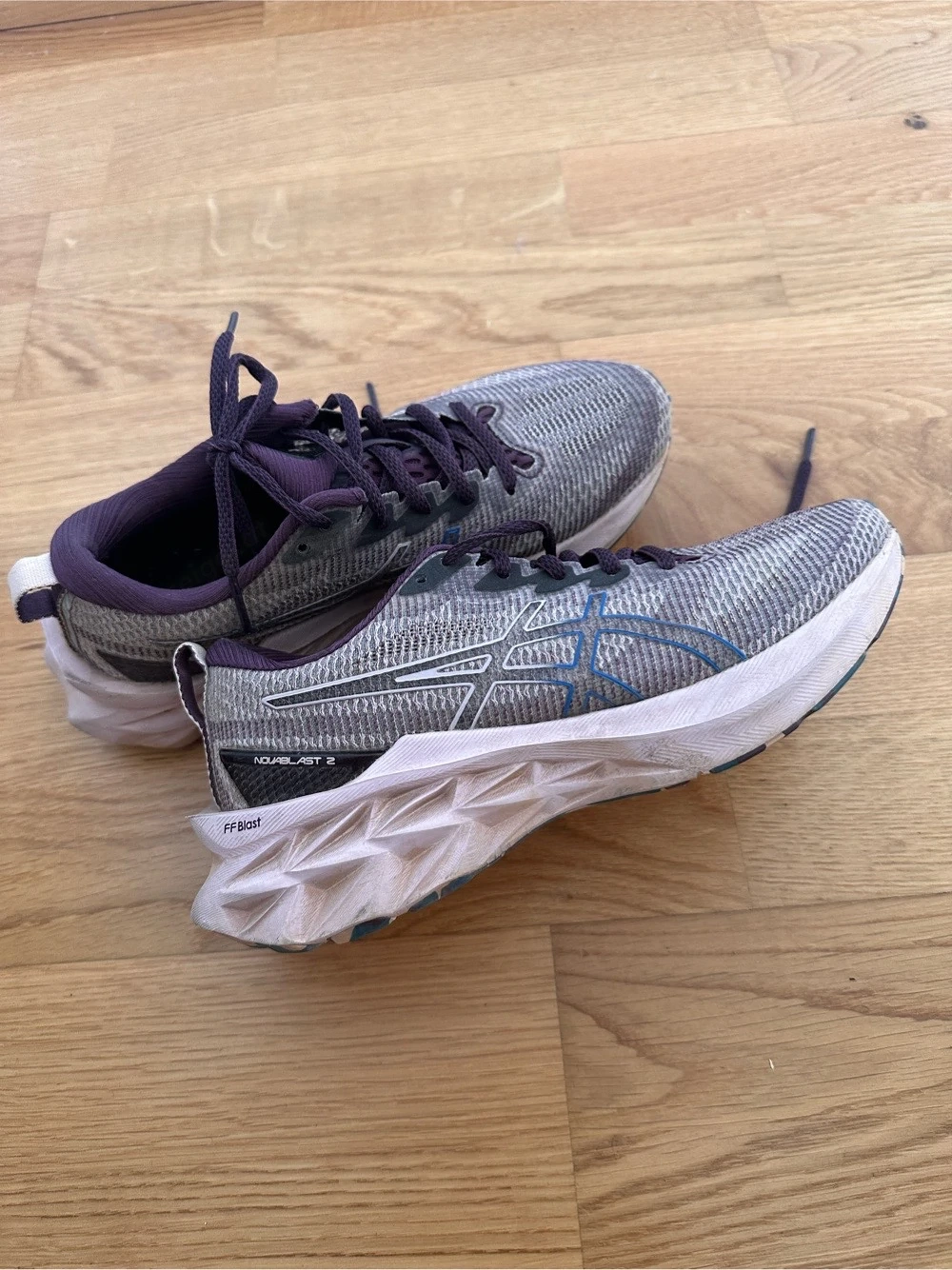 Asics Laufschuhe Gr.37