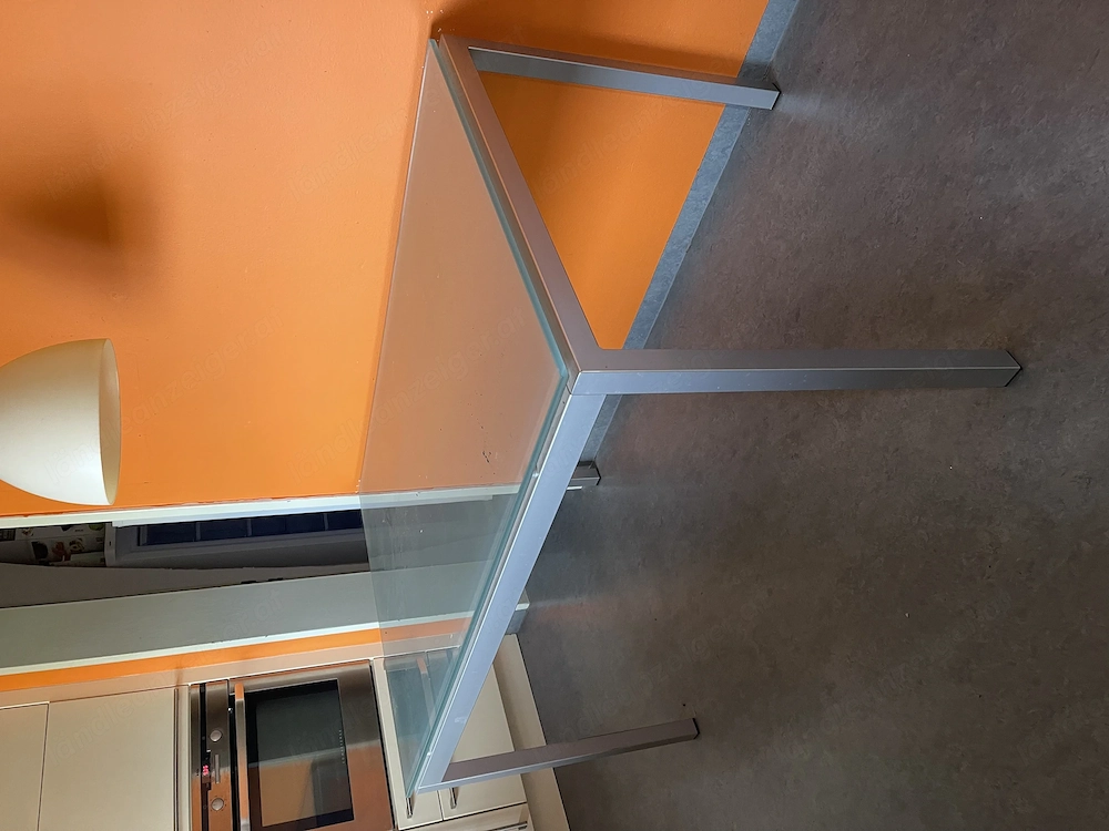 Küchentisch aus Glas Metall