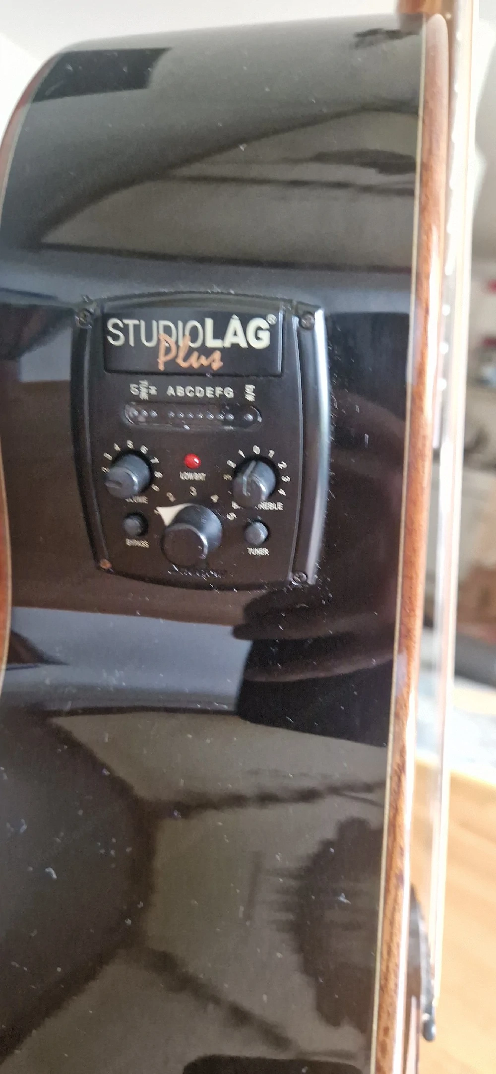 Lag Tramontane Westerngitarre