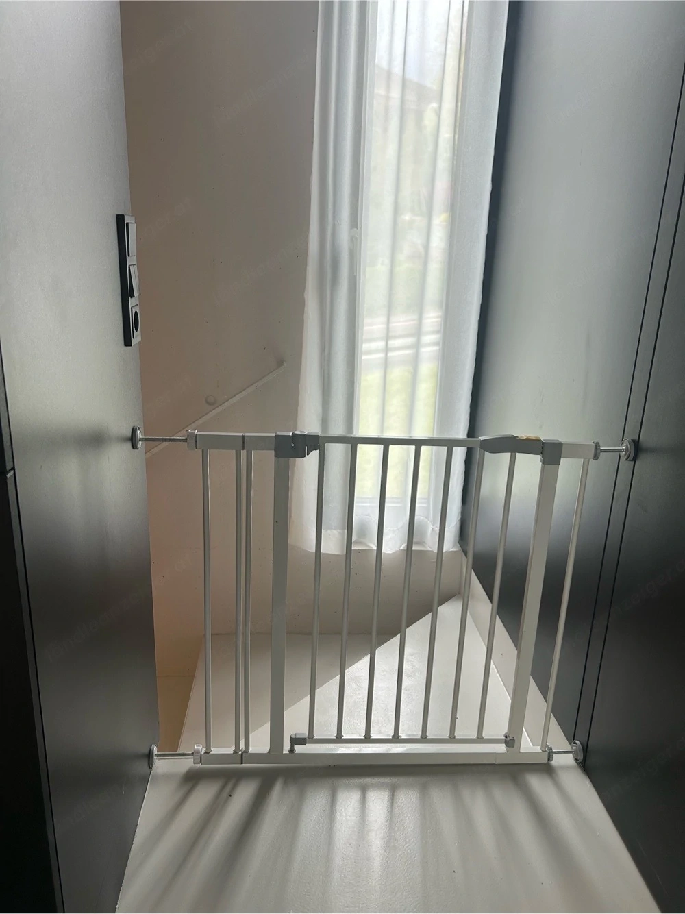 Treppen-Absturzsicherung   Schutzgitter   weiß   verstellbar